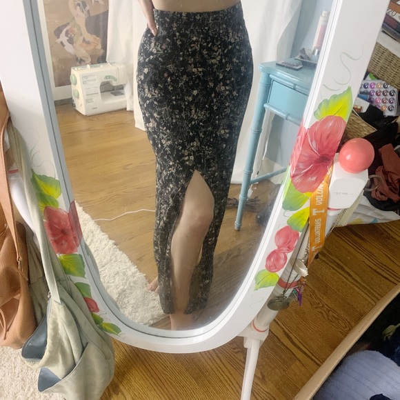 SOLD - Picture 2 of 5